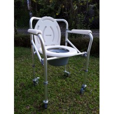 COMMODE CHAIR WITH WHEEL