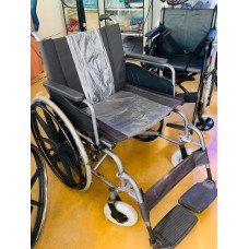 Heavy Duty Wheelchair Heavy Duty Wheelchair